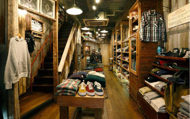 WAREHOUSE & CO.（ウエアハウス）名古屋店