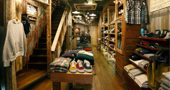 WAREHOUSE & CO.（ウエアハウス）名古屋店